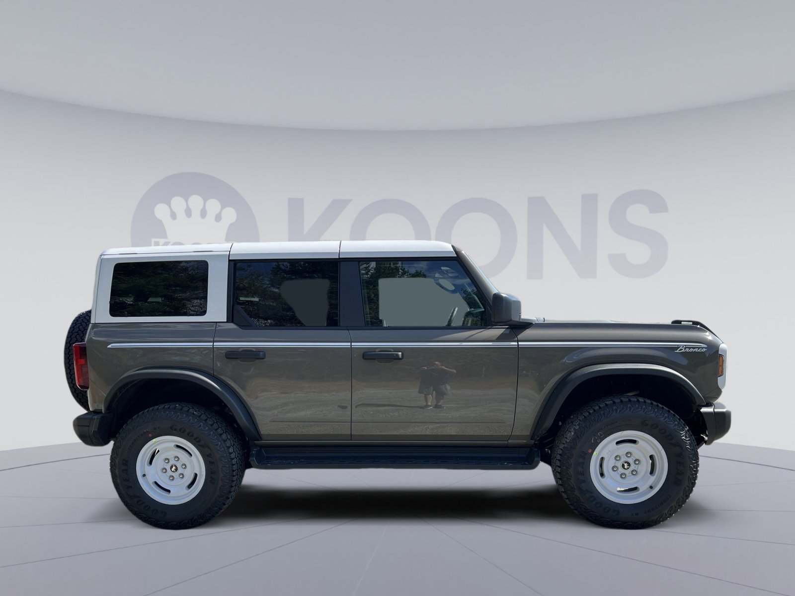 New 2026 Ford Bronco Heritage Edition AWD/4WD image 8