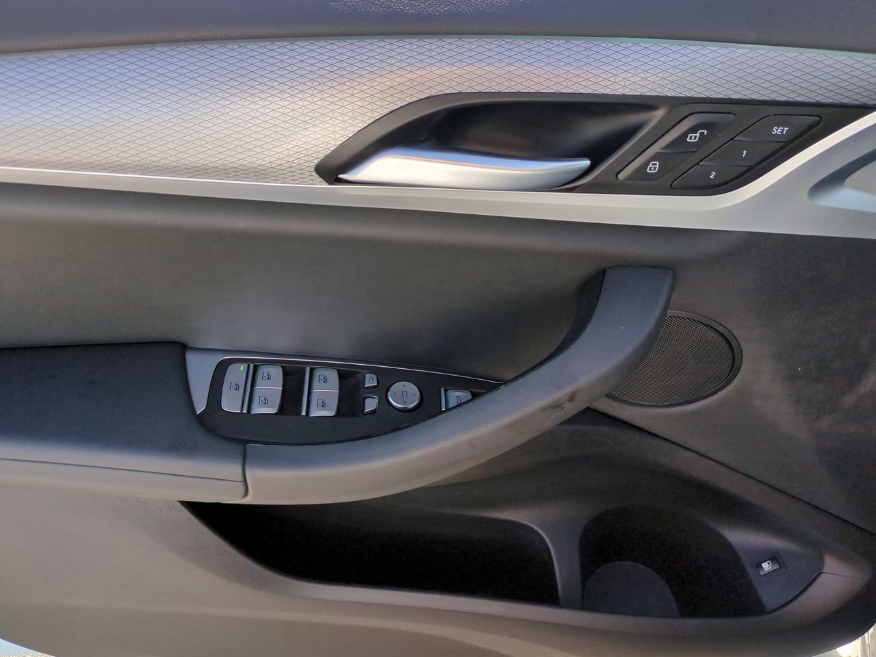 Used 2020 BMW X3 xDrive30e w/ M Sport Package 2 image 15