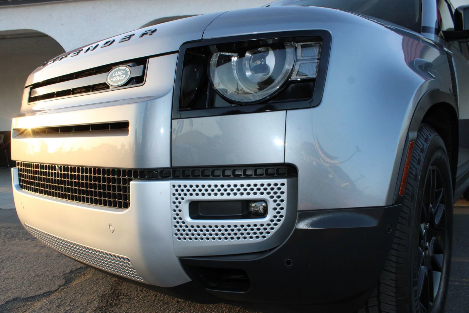 Used 2024 Land Rover Defender 110 S AWD/4WD image 4