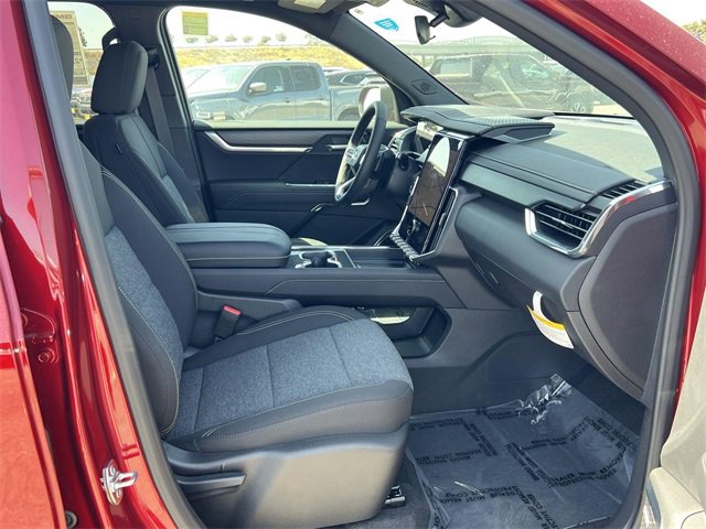 New 2025 GMC Acadia Elevation w/ Black Edition image 28