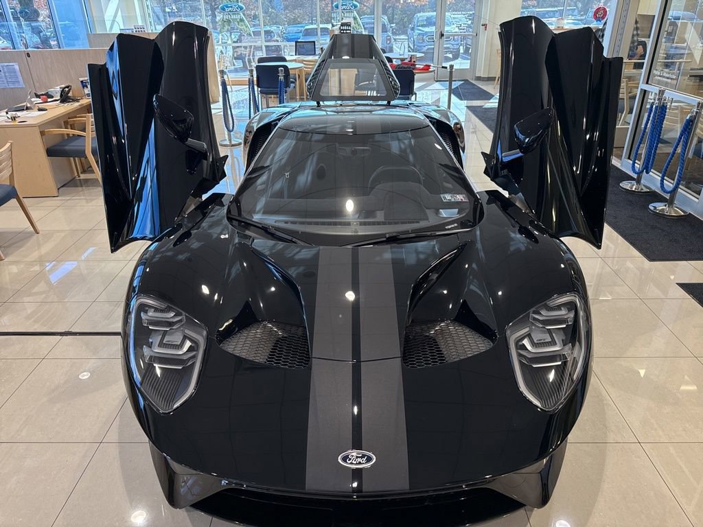 Used 2022 Ford GT image 46