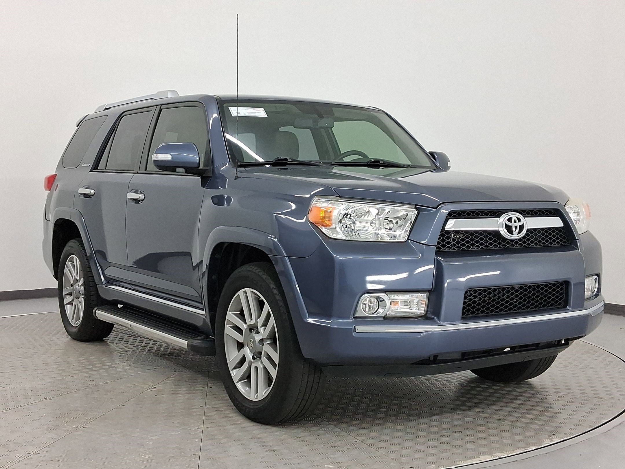 Used 2013 Toyota 4Runner Limited image 8
