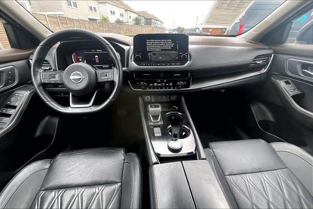 Certified 2023 Nissan Rogue Platinum w/ Platinum Premium Package AWD/4WD image 16
