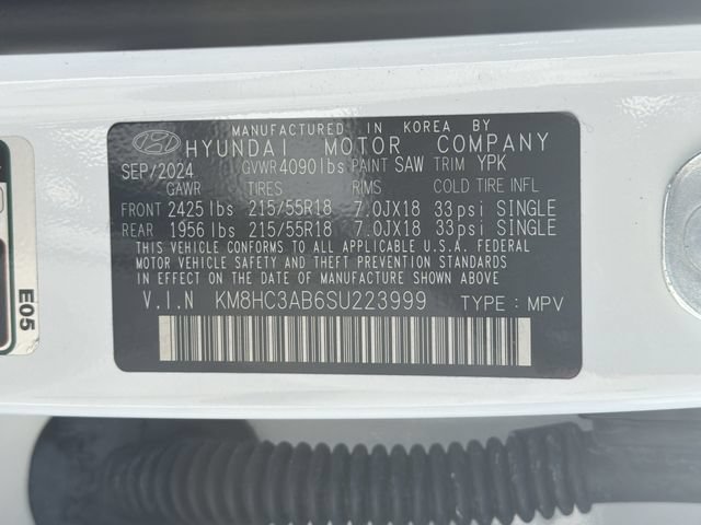 Certified 2025 Hyundai Kona SEL FWD image 36