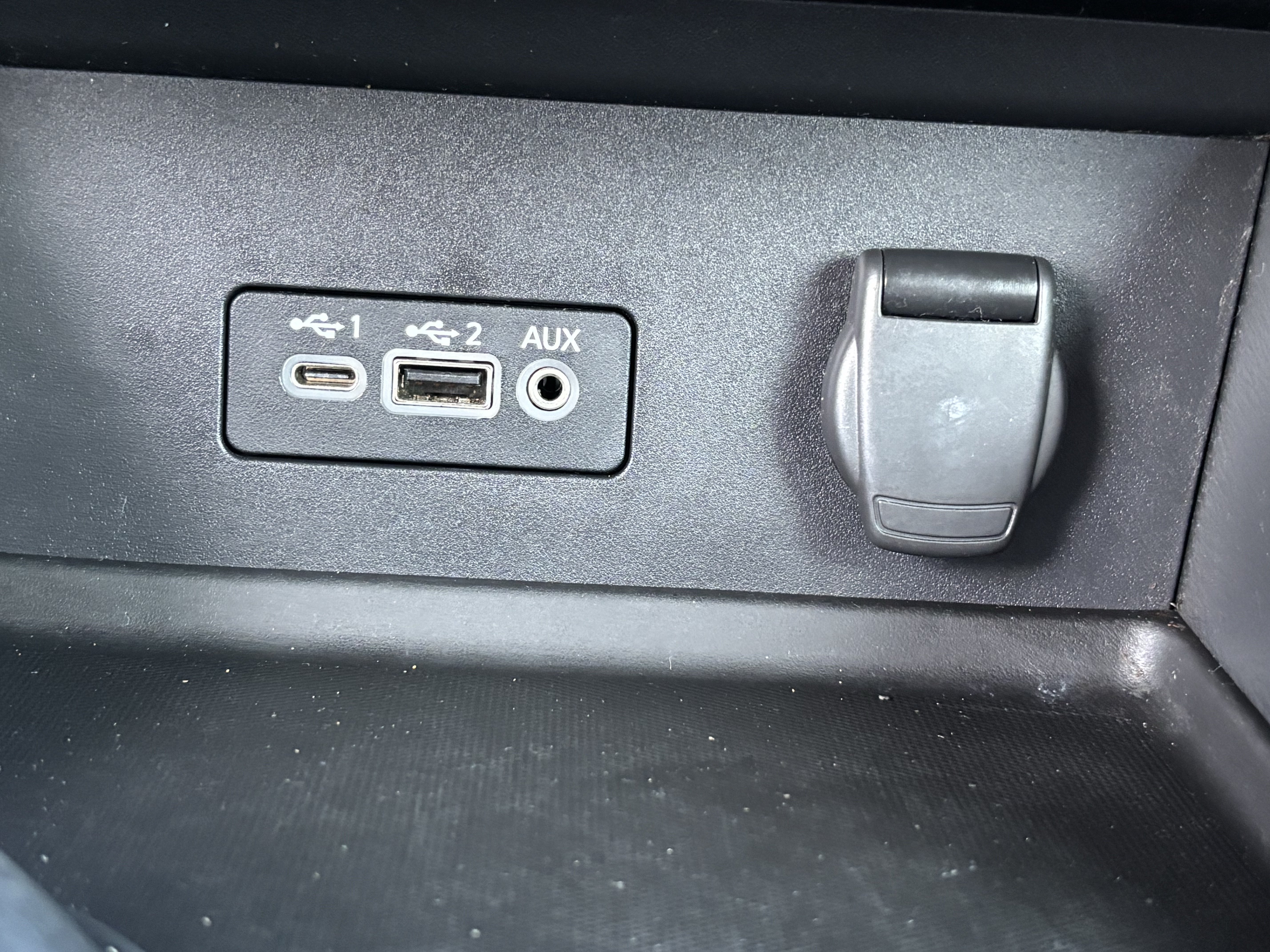 Used 2021 Nissan Sentra SR FWD image 21