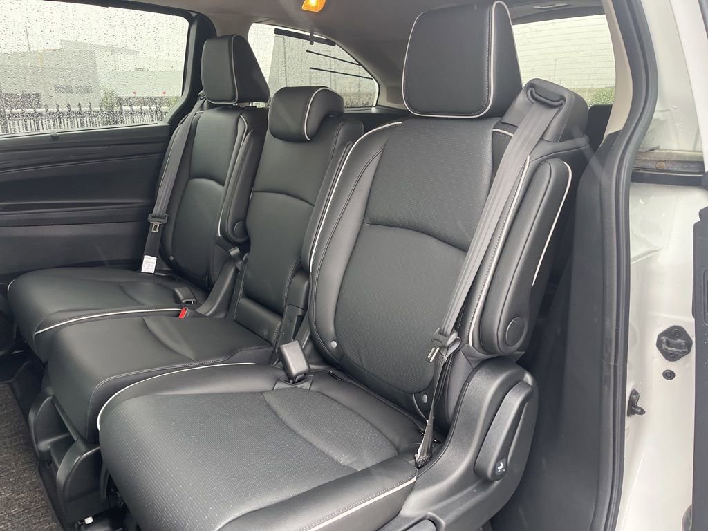 Certified 2026 Honda Odyssey Elite image 27