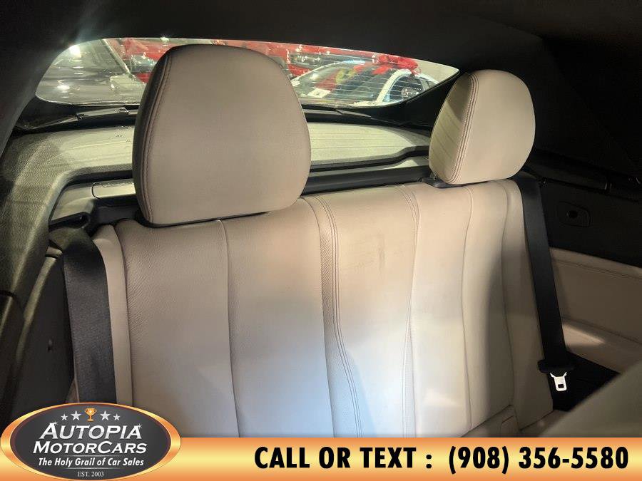 Used 2015 BMW M235i Convertible image 12