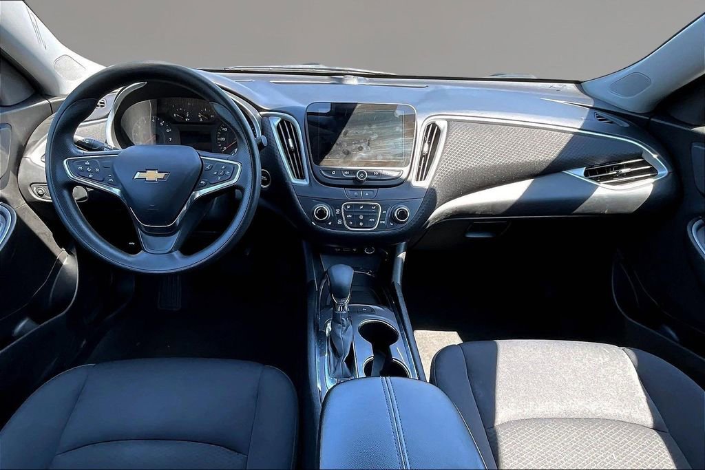 Used 2024 Chevrolet Malibu LT FWD image 7
