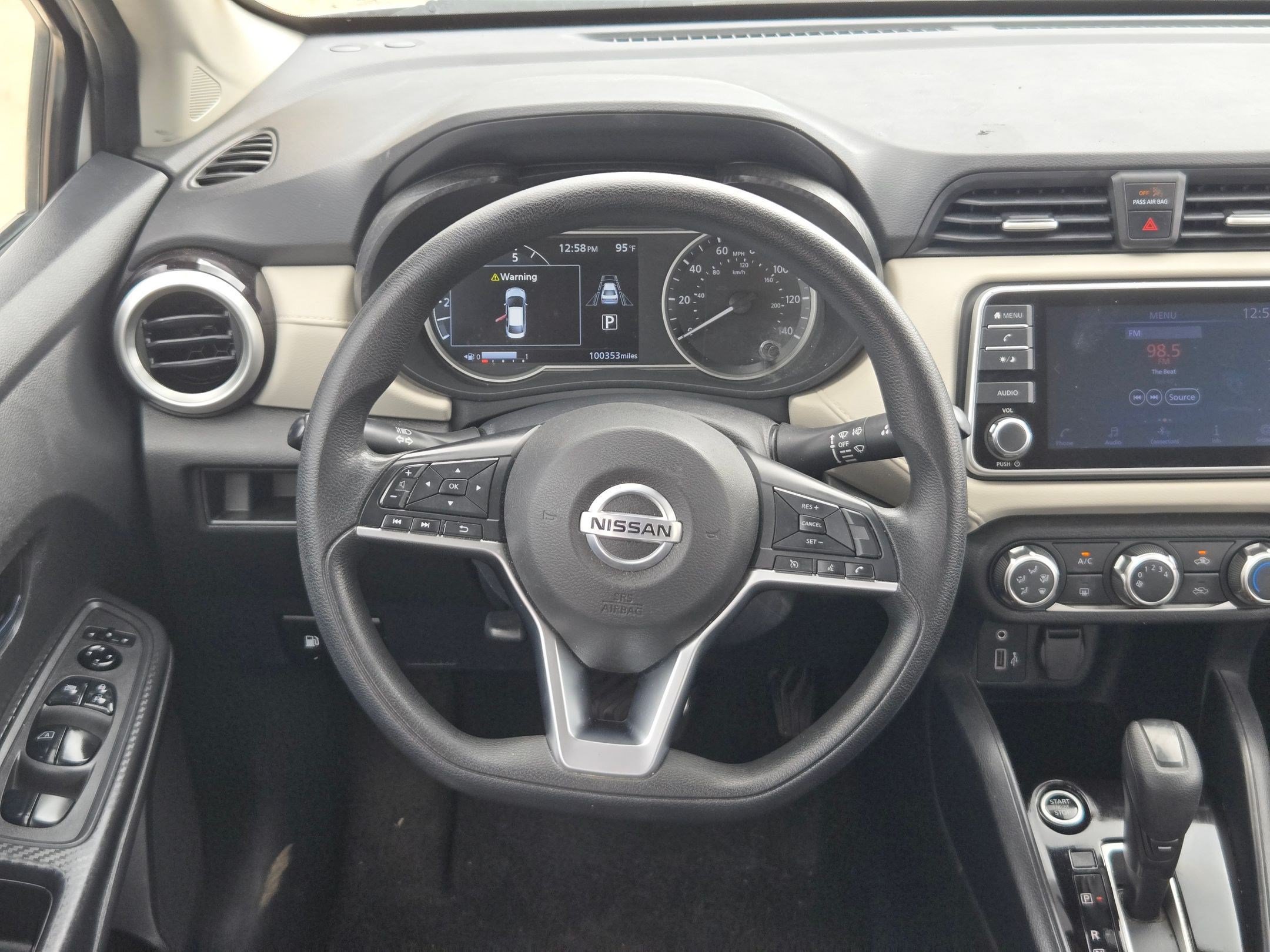 Used 2022 Nissan Versa SV FWD image 19