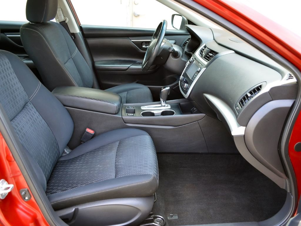 Used 2016 Nissan Altima 2.5 image 35