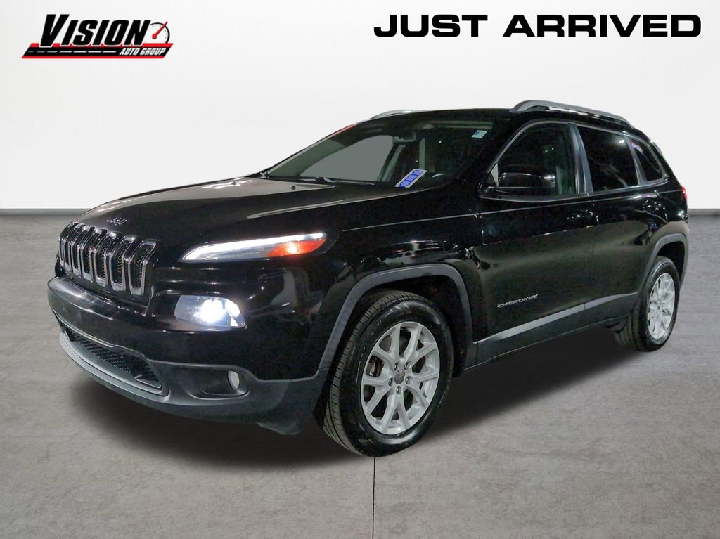 Used 2017 Jeep Cherokee Latitude w/ Comfort & Sound Group