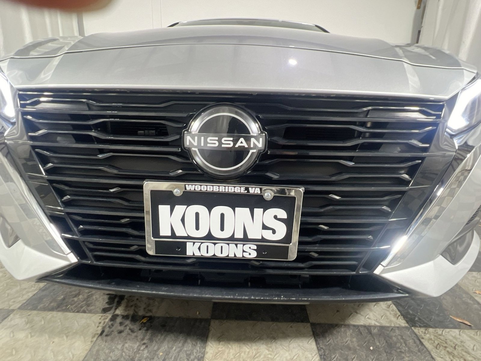 Used 2023 Nissan Altima 2.5 SV w/ SV Premium Package image 12