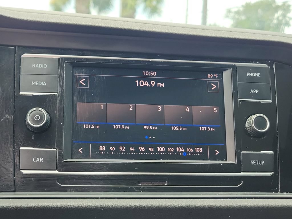 Used 2019 Volkswagen Jetta SE w/ Cold Weather Package FWD image 27