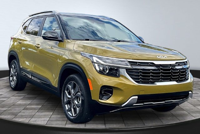 Certified 2024 Kia Seltos S AWD/4WD image 3