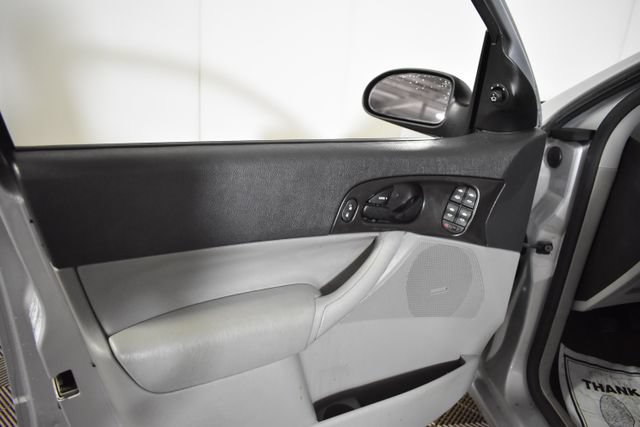 Used 2007 Ford Focus S FWD image 6