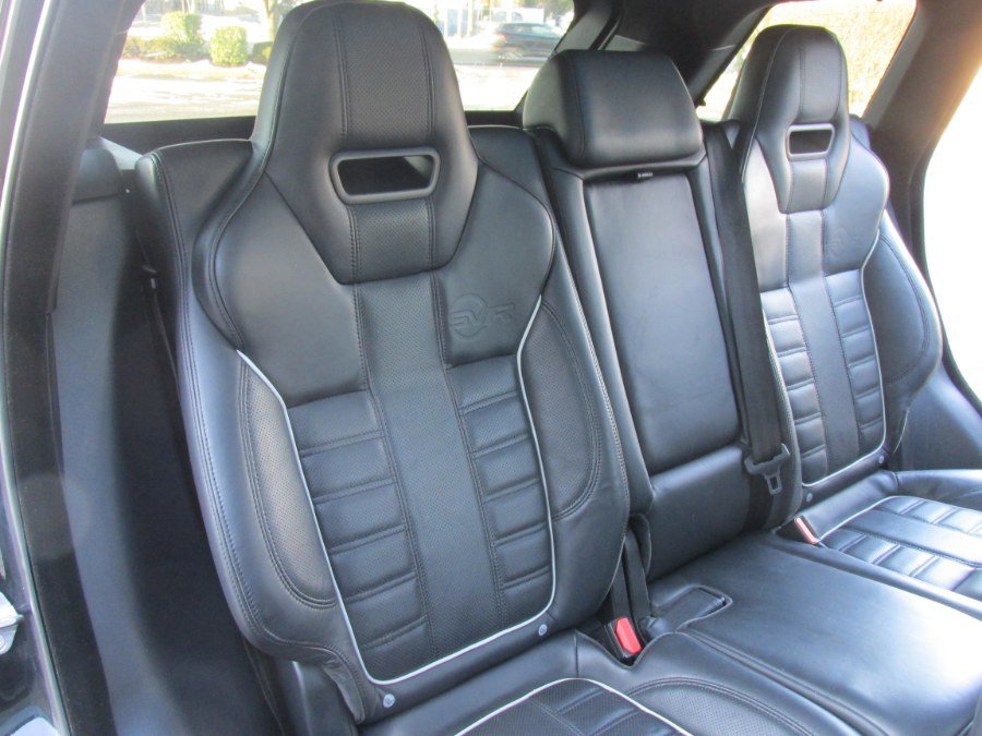 Used 2016 Land Rover Range Rover Sport SVR image 3