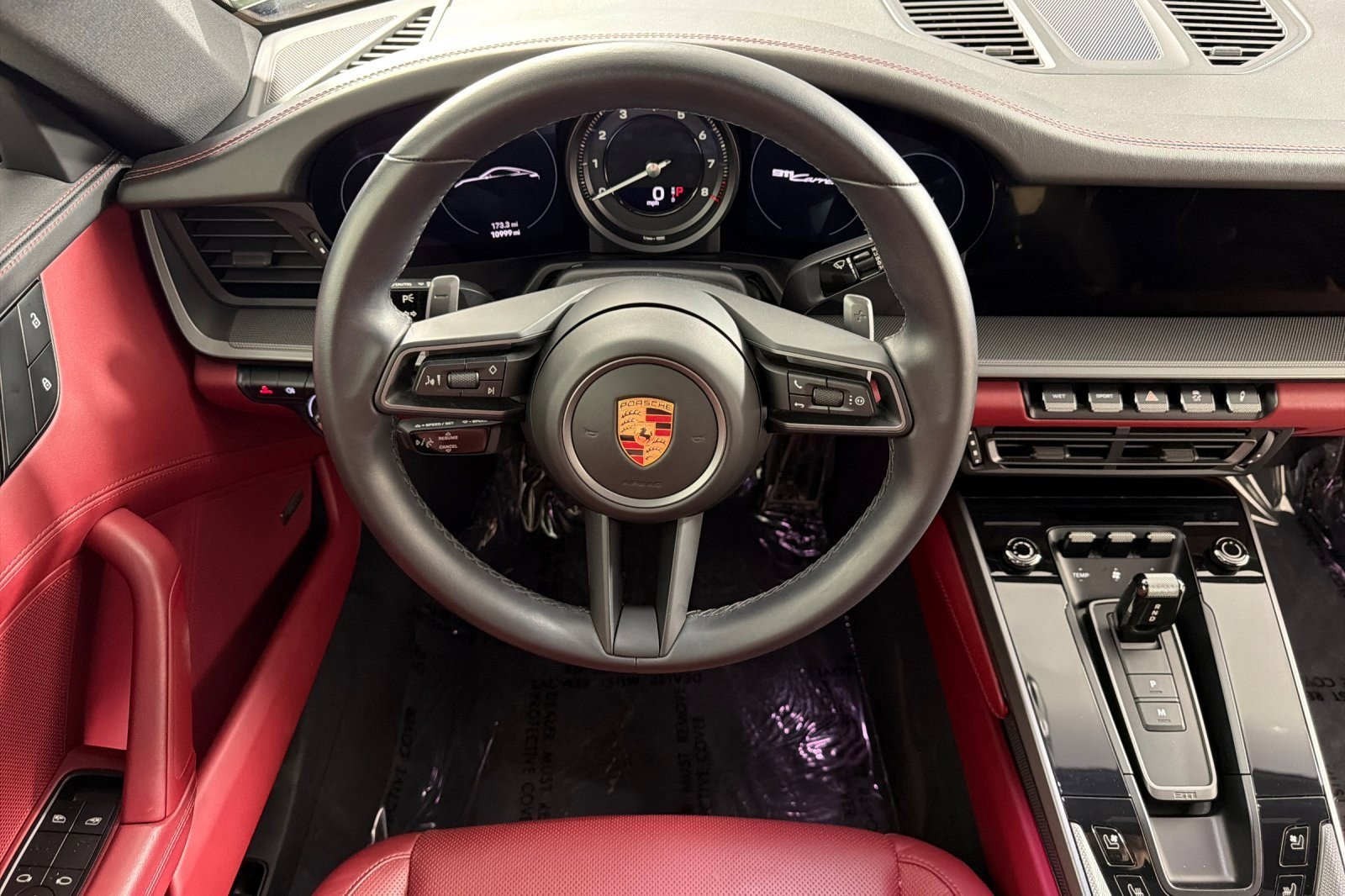 Used 2024 Porsche 911 Carrera w/ Premium Package image 12