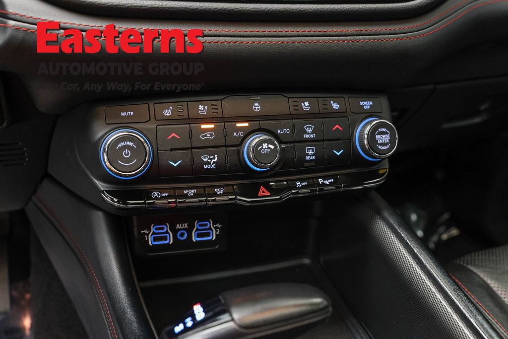 Used 2024 Dodge Durango GT AWD/4WD image 20