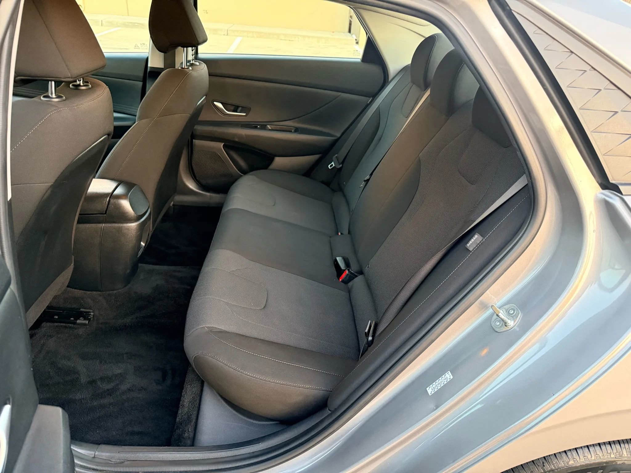 Used 2024 Hyundai Elantra SE image 11