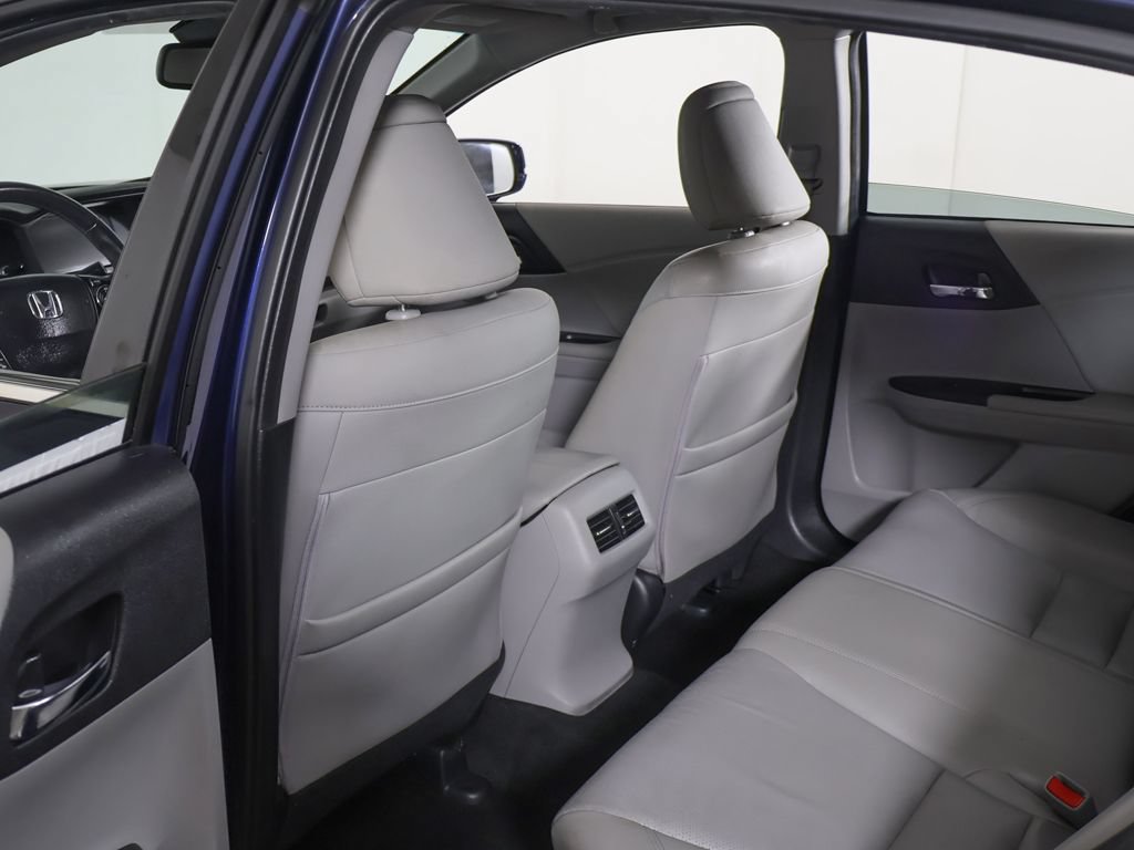 Used 2015 Honda Accord EX-L image 24