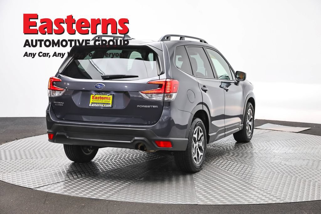 Used 2022 Subaru Forester Premium AWD/4WD image 5