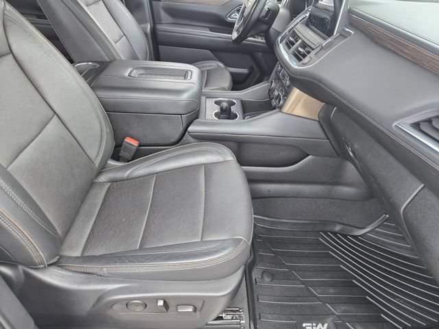 Used 2023 Chevrolet Suburban High Country AWD/4WD image 14