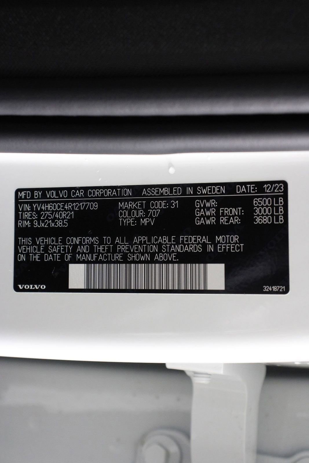 Certified 2024 Volvo XC90 T8 Plus AWD/4WD image 16