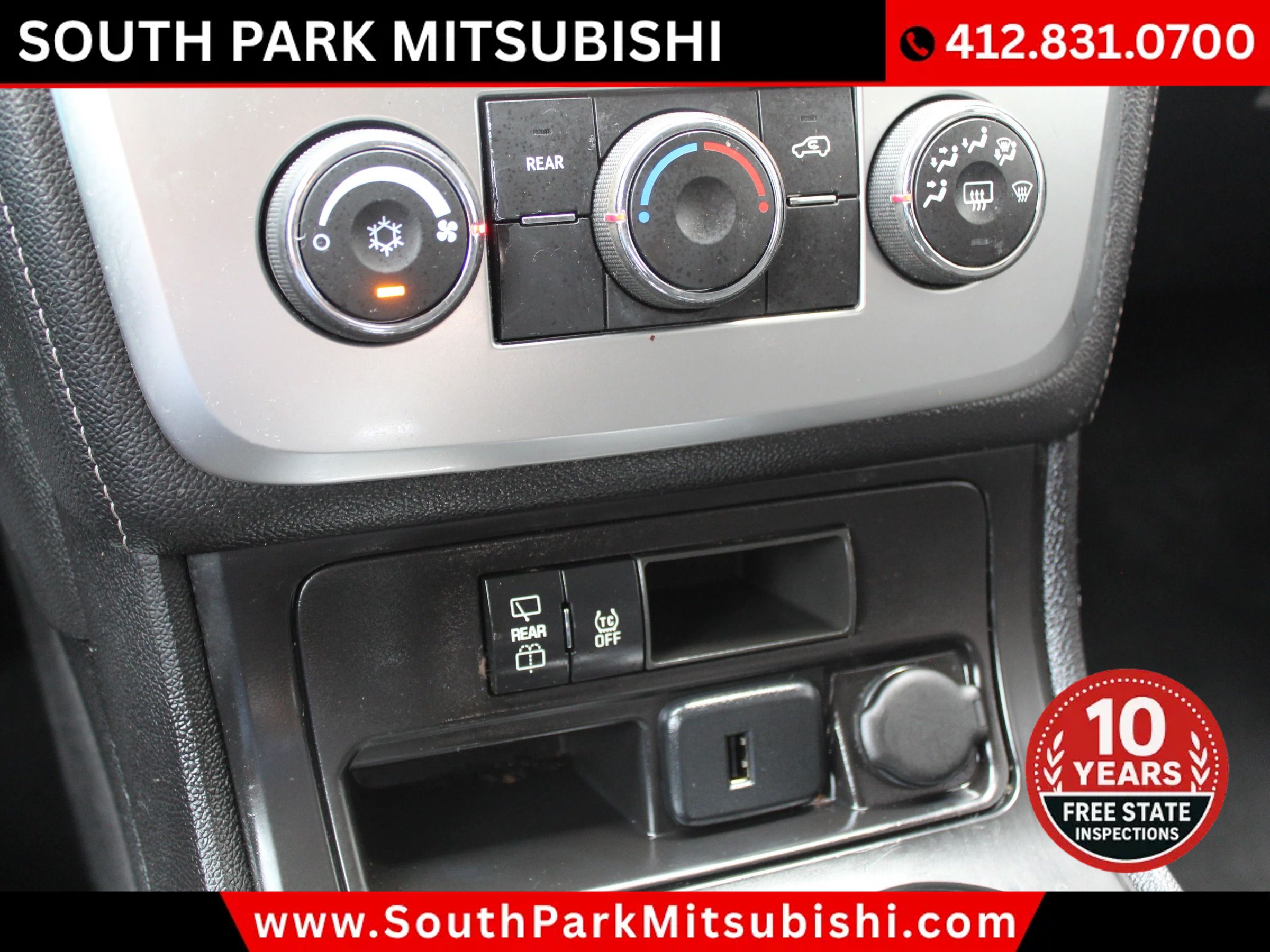 Used 2015 GMC Acadia SLE FWD image 25