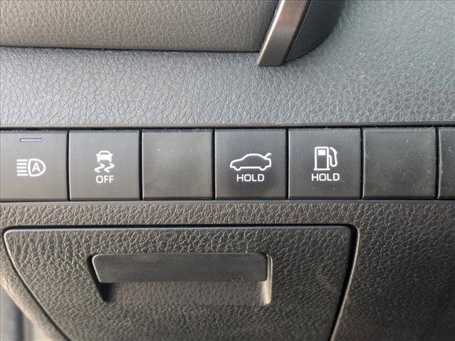 Used 2021 Toyota Camry SE image 13