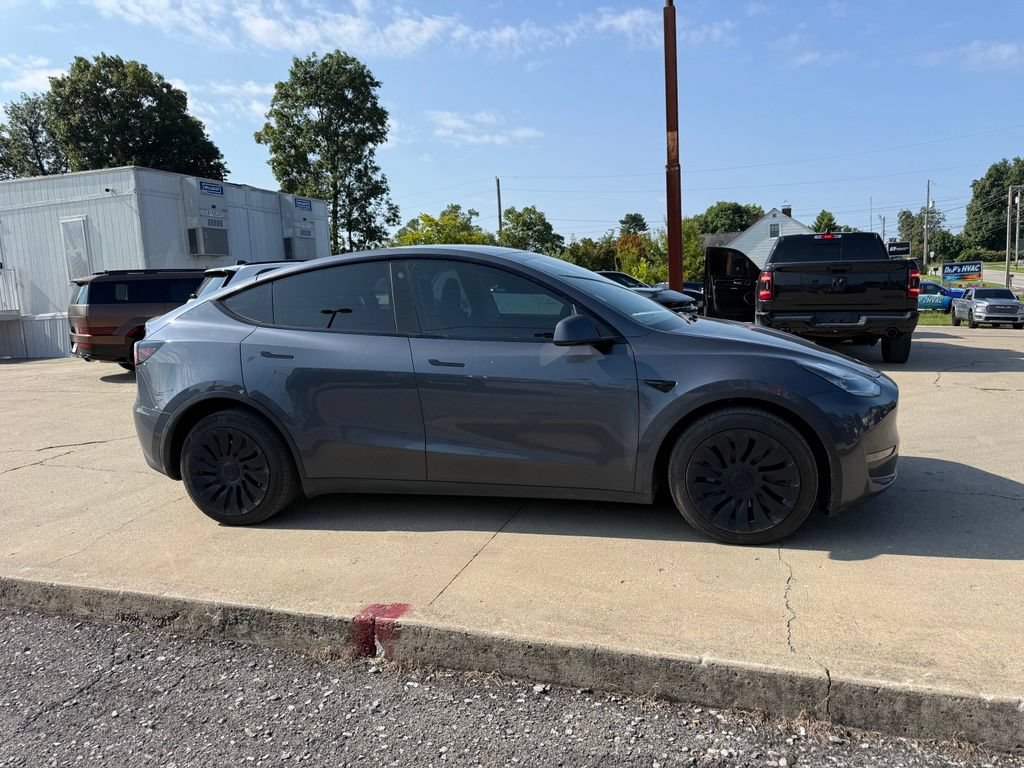 Used 2023 Tesla Model Y Long Range AWD/4WD image 5