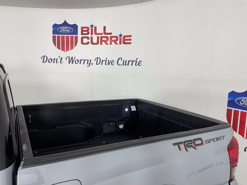 Used 2019 Toyota Tacoma TRD Sport RWD image 11