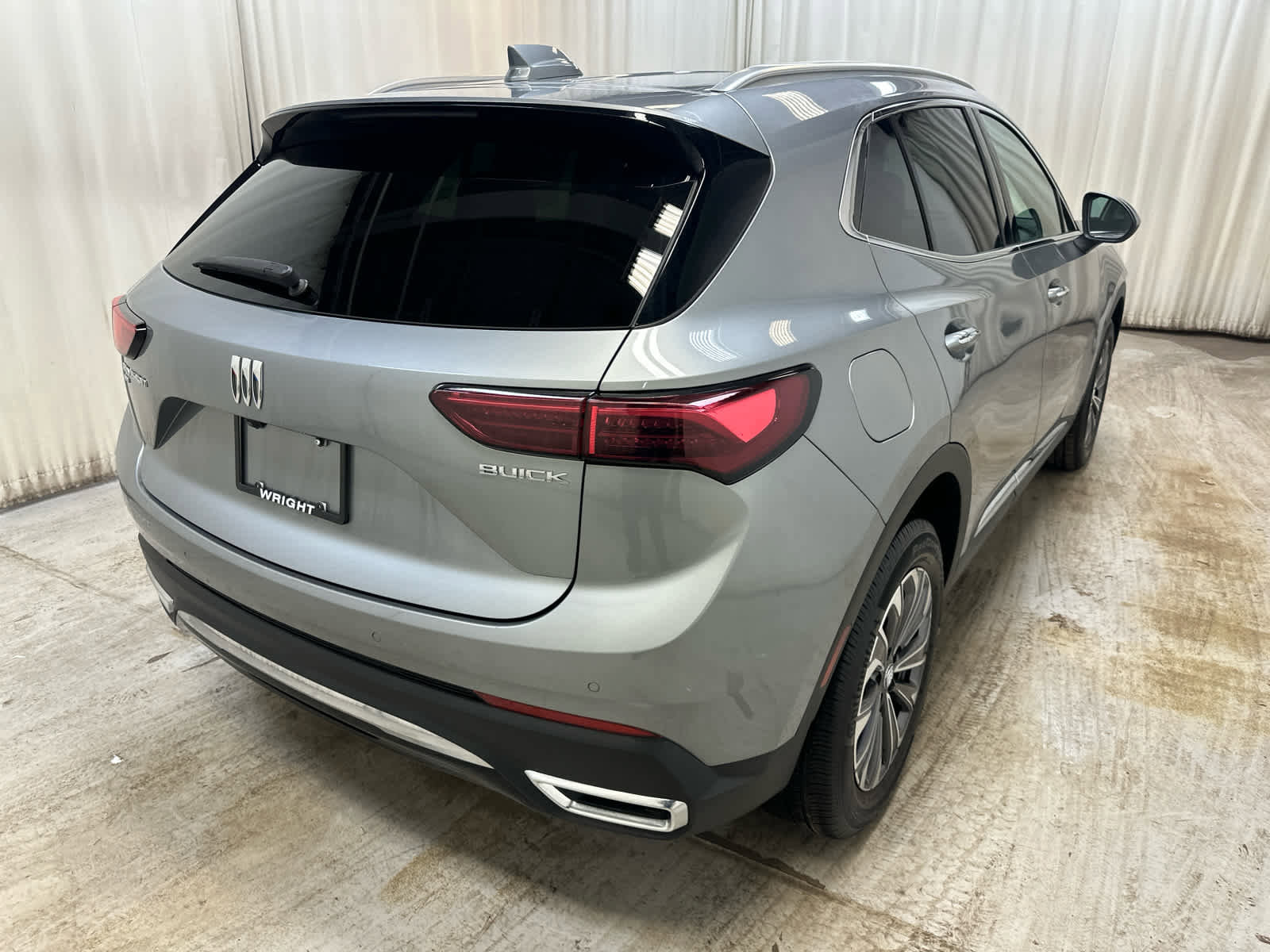 Certified 2025 Buick Envision Preferred image 10