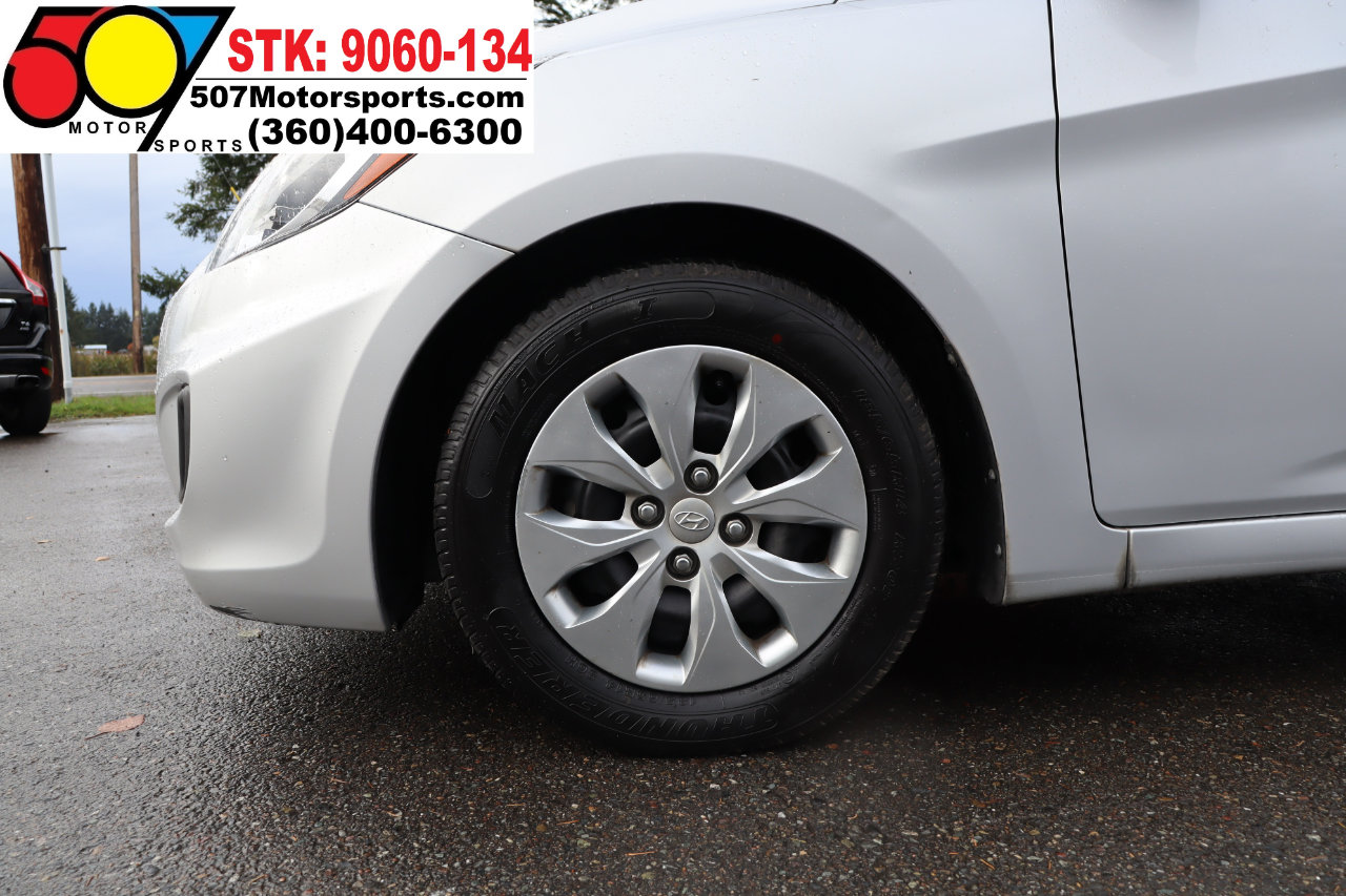 Used 2017 Hyundai Accent SE image 23