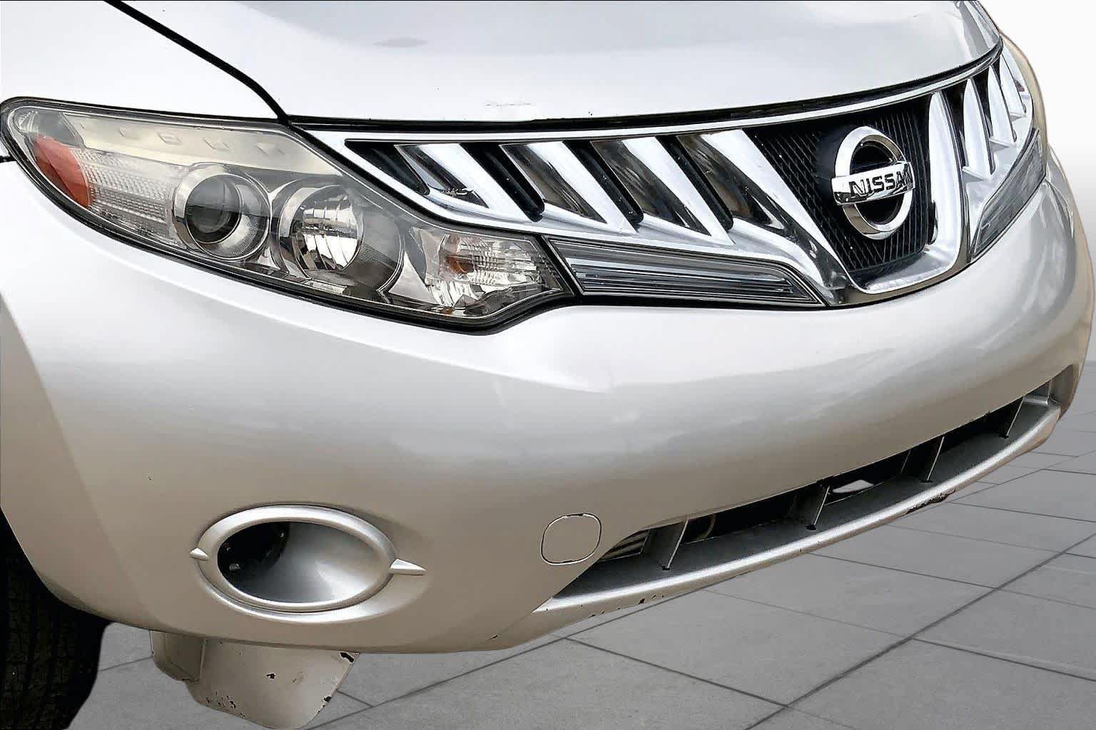 Used 2013 Nissan Murano SV AWD/4WD image 28