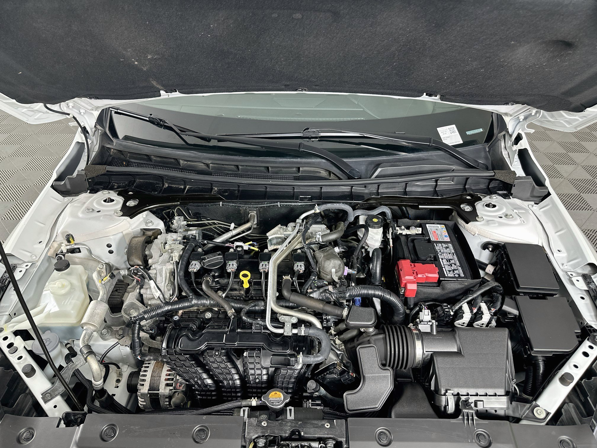 Used 2025 Nissan Altima 2.5 SV FWD image 31