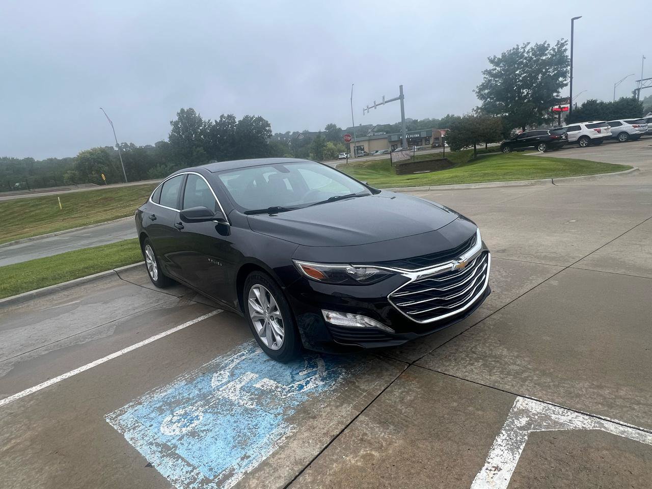 Used 2020 Chevrolet Malibu LT FWD image 4