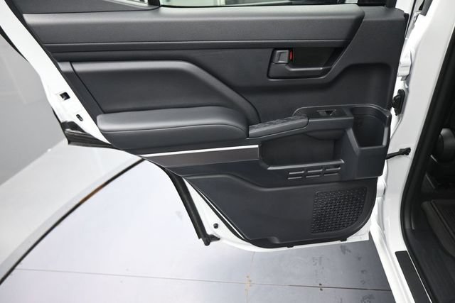 Used 2026 Toyota 4Runner SR5 RWD image 18