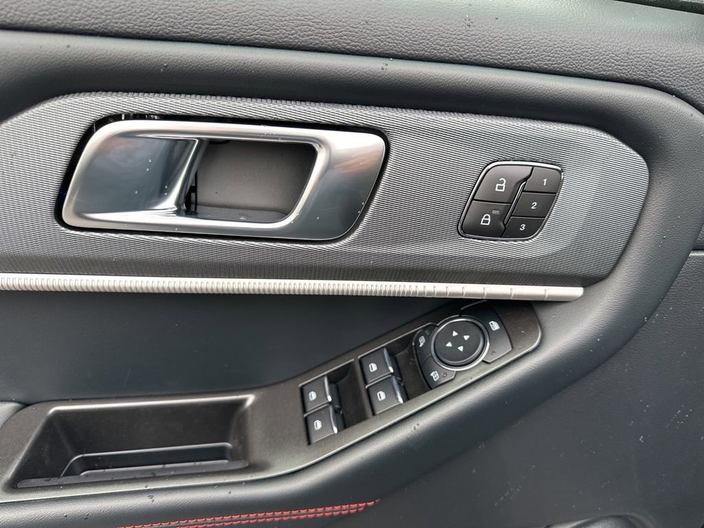 New 2026 Ford Explorer ST-Line image 29