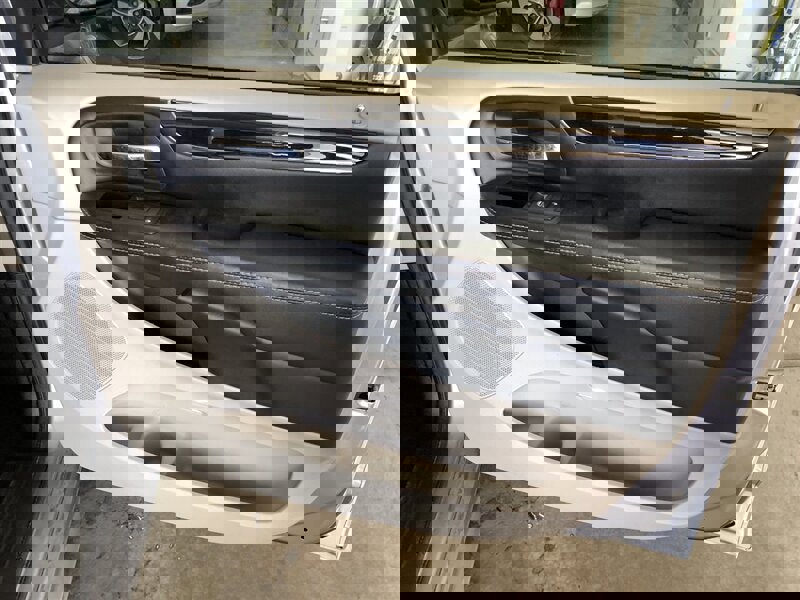 Used 2020 Dodge Grand Caravan SXT image 22