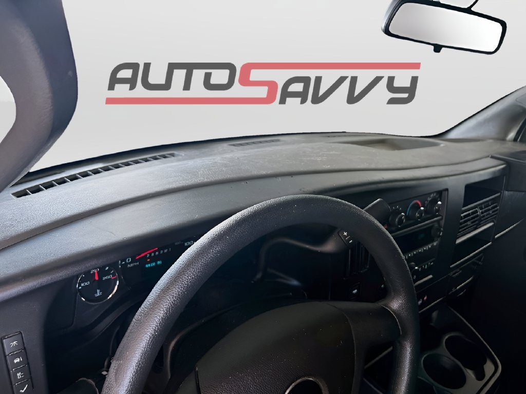 Used 2024 Chevrolet Express 2500 w/ Driver Convenience Package RWD image 9