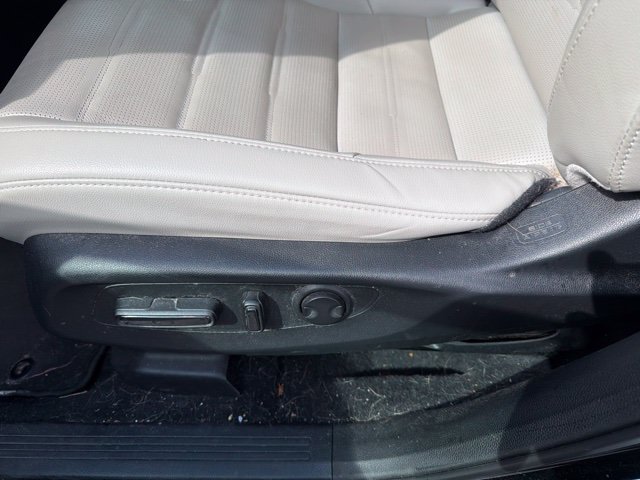 Used 2023 Honda CR-V EX-L image 11