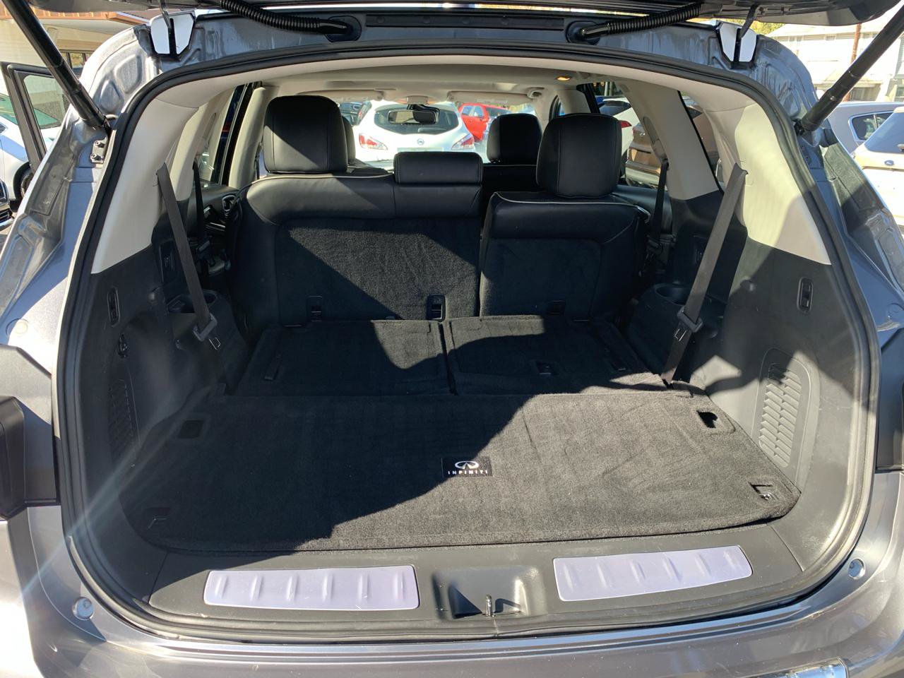 Used 2019 INFINITI QX60 Luxe w/ Essential Package AWD/4WD image 11