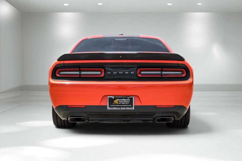 Used 2016 Dodge Challenger R/T w/ Blacktop Package RWD image 8