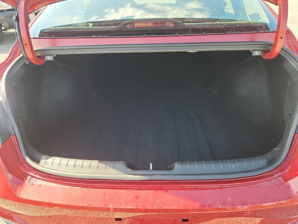 Certified 2023 Hyundai Elantra Limited image 23