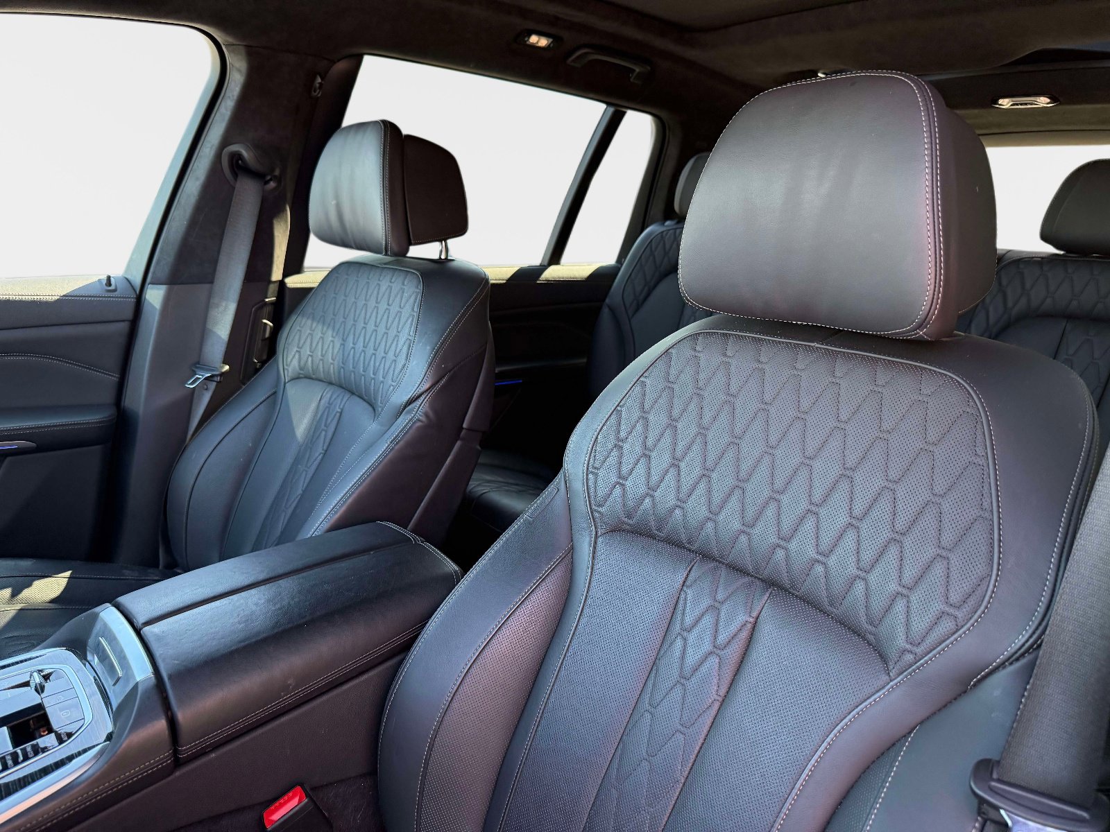 Used 2021 BMW X7 xDrive40i w/ M Sport Package image 38