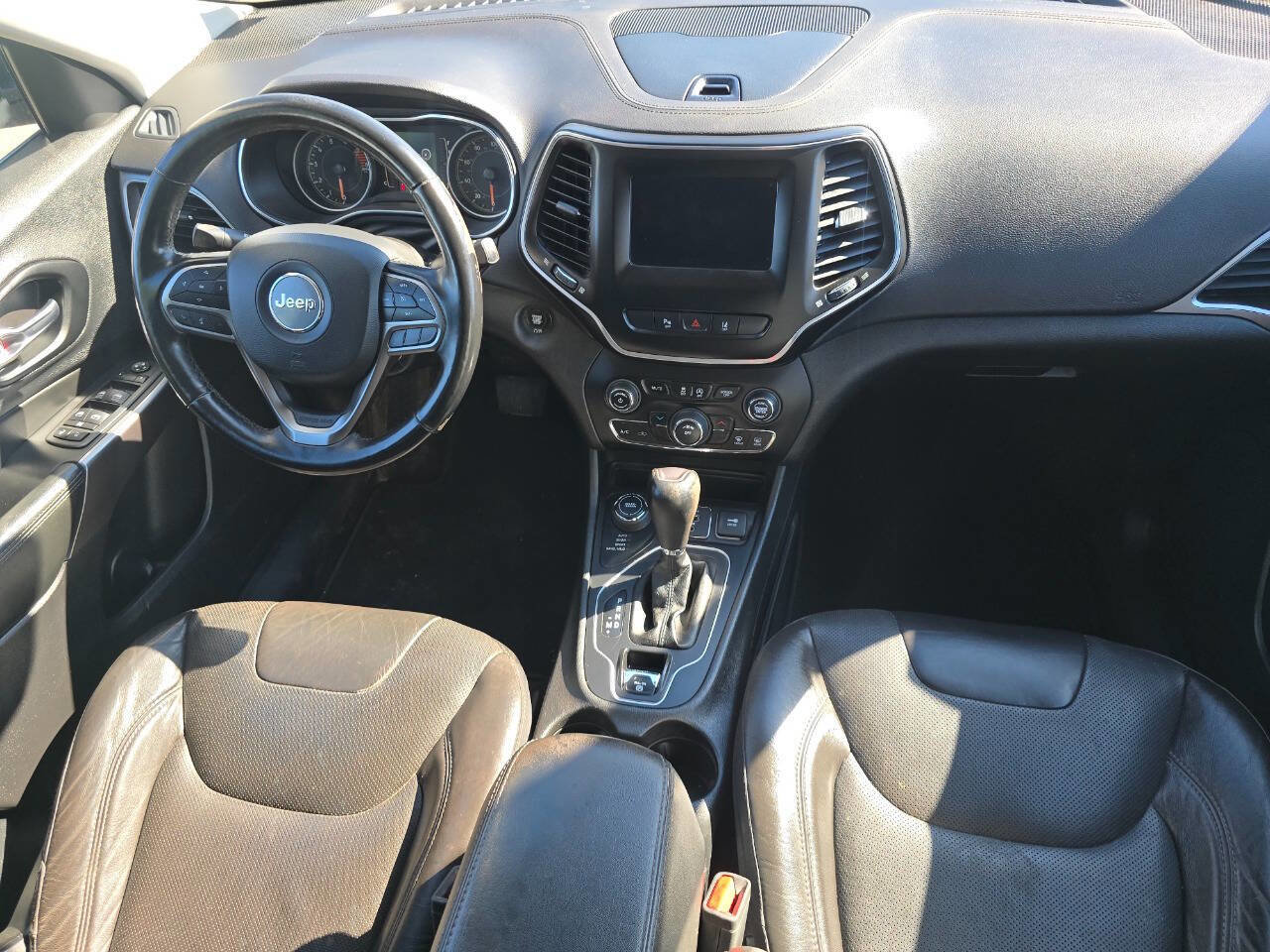 Used 2021 Jeep Cherokee Latitude Lux image 18