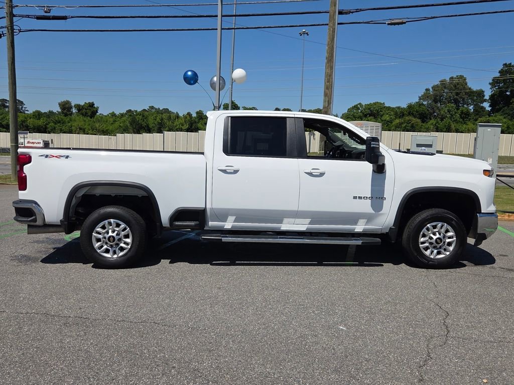 Used 2025 Chevrolet Silverado 2500 LT w/ Convenience Package AWD/4WD image 13