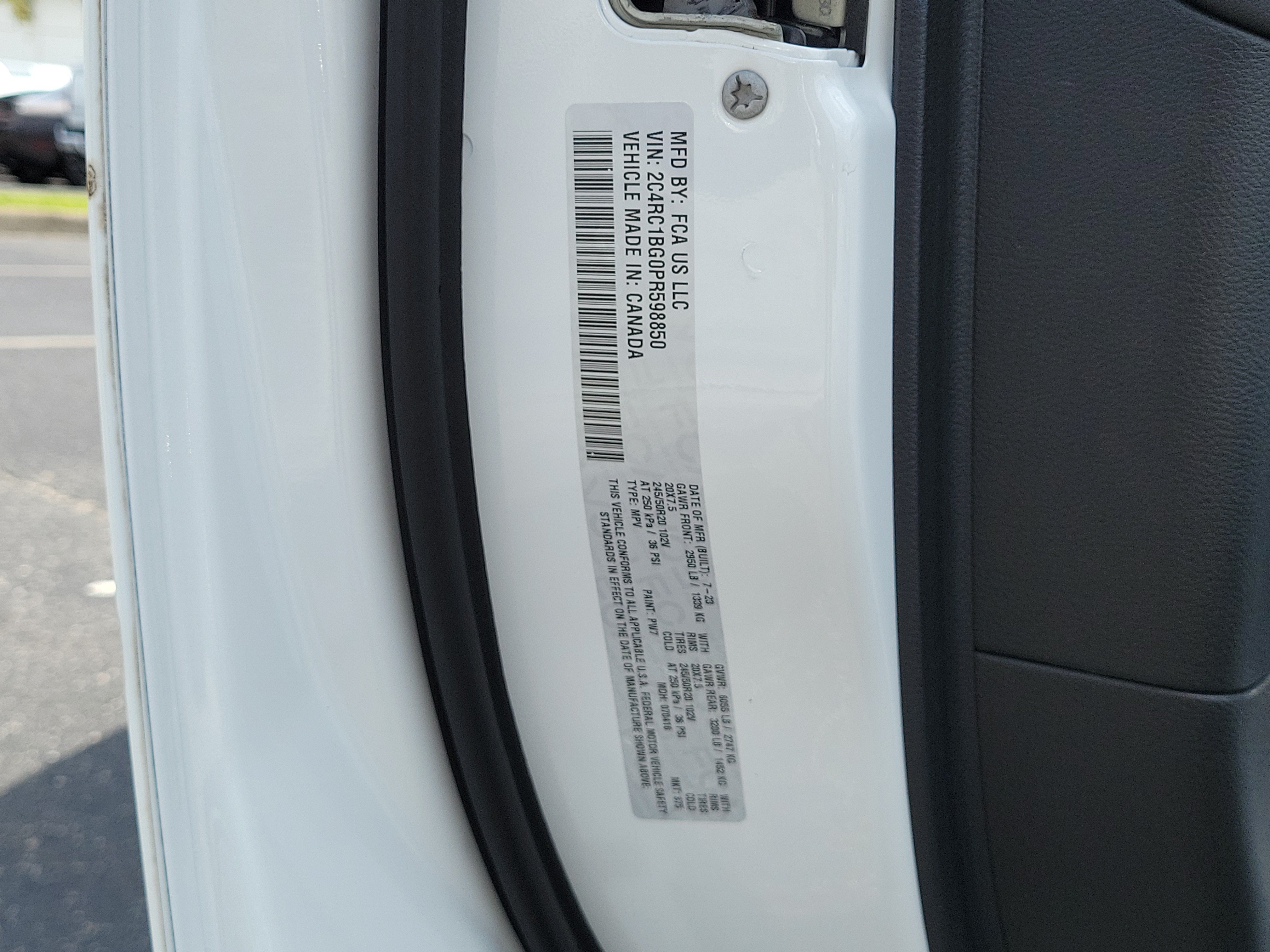Certified 2023 Chrysler Pacifica Touring-L w/ S Appearance Package FWD image 30