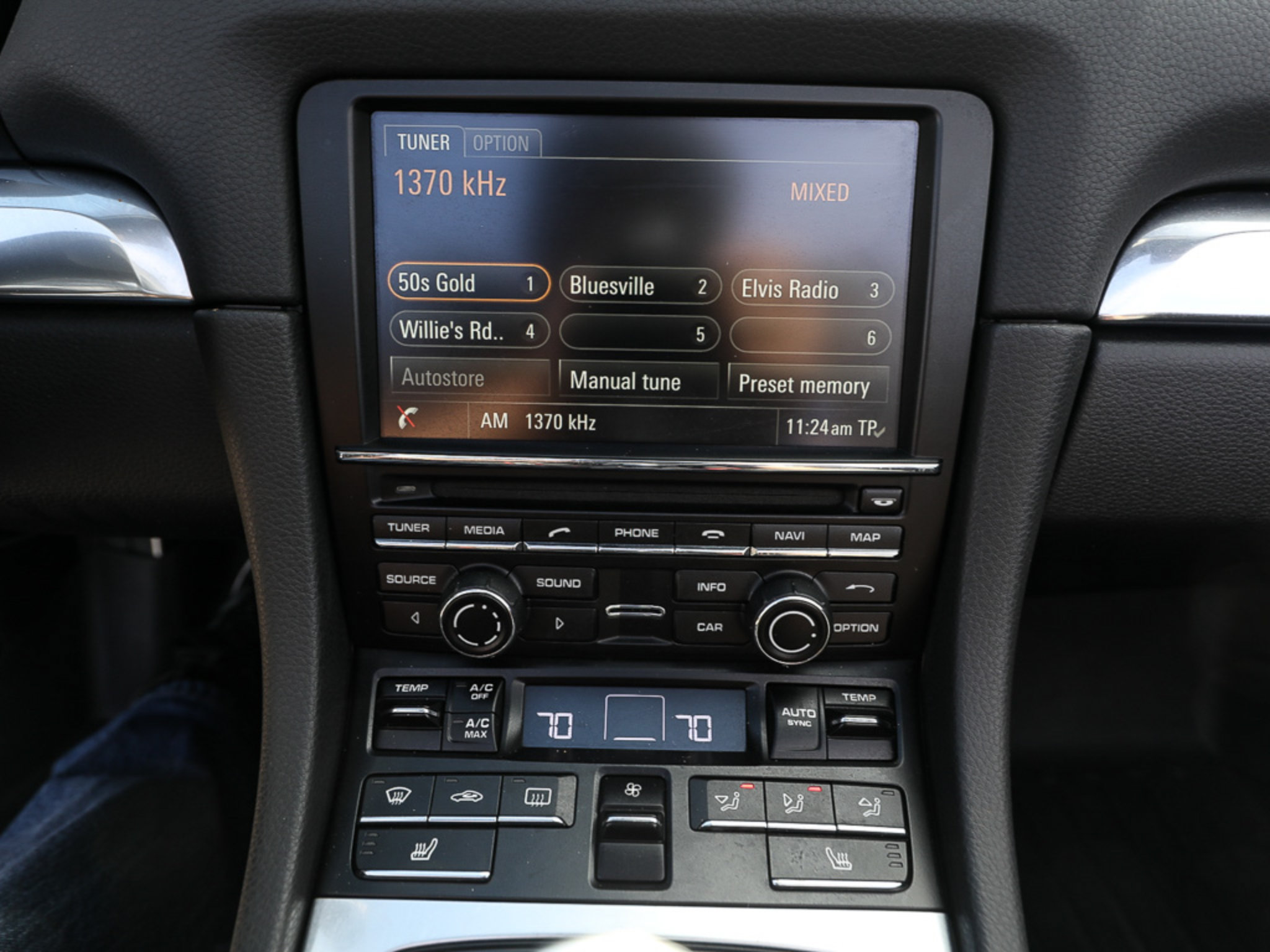 Used 2015 Porsche Boxster RWD image 26