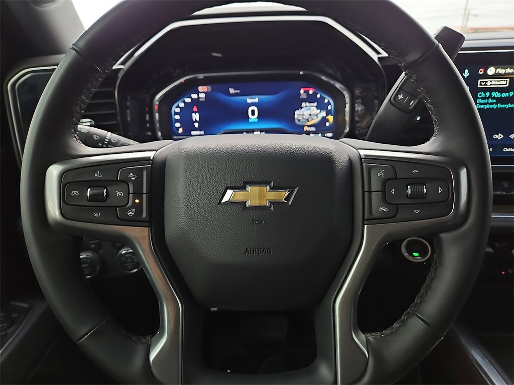 Used 2025 Chevrolet Silverado 2500 LT w/ Leather Package image 30